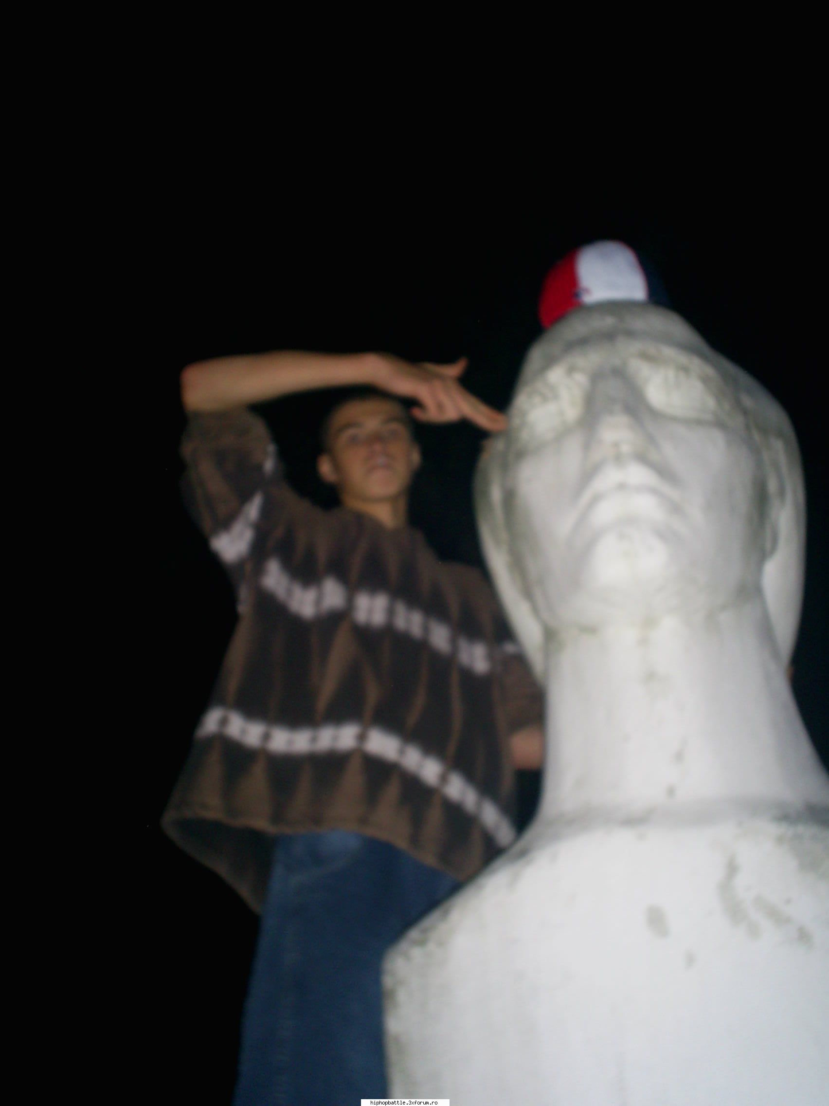 bah da vreu si yeu un battle cu oricine de aici
peace out dak o da cineva in batt....le cititi cu